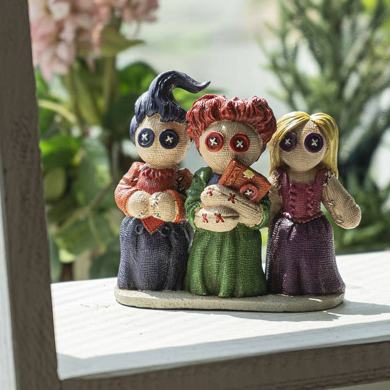 Pinhead Monster Three Witches