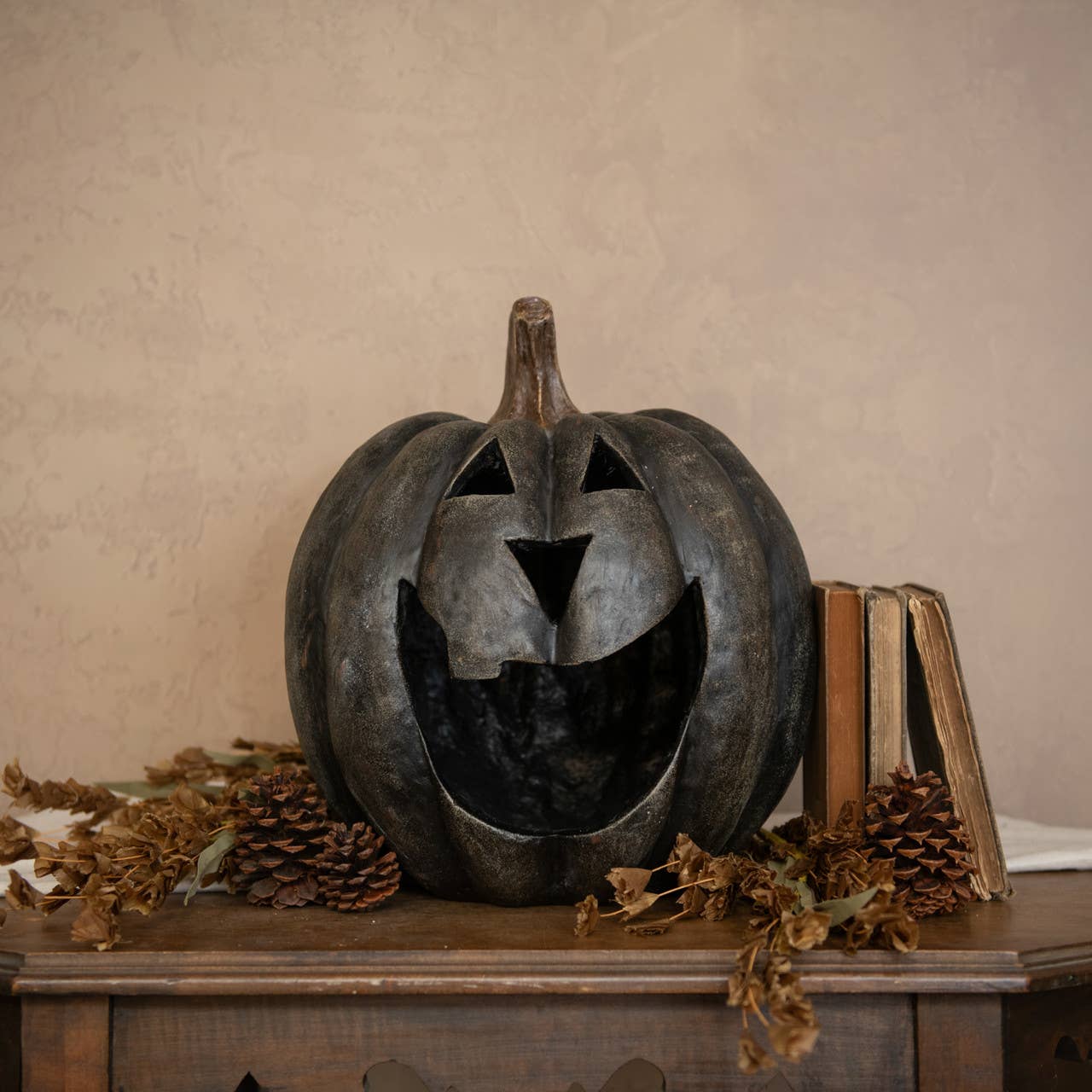 15" BLACK BIG MOUTH PUMPKIN